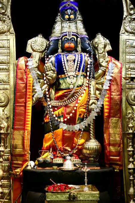 Panchamuka Hanuman Abishekam